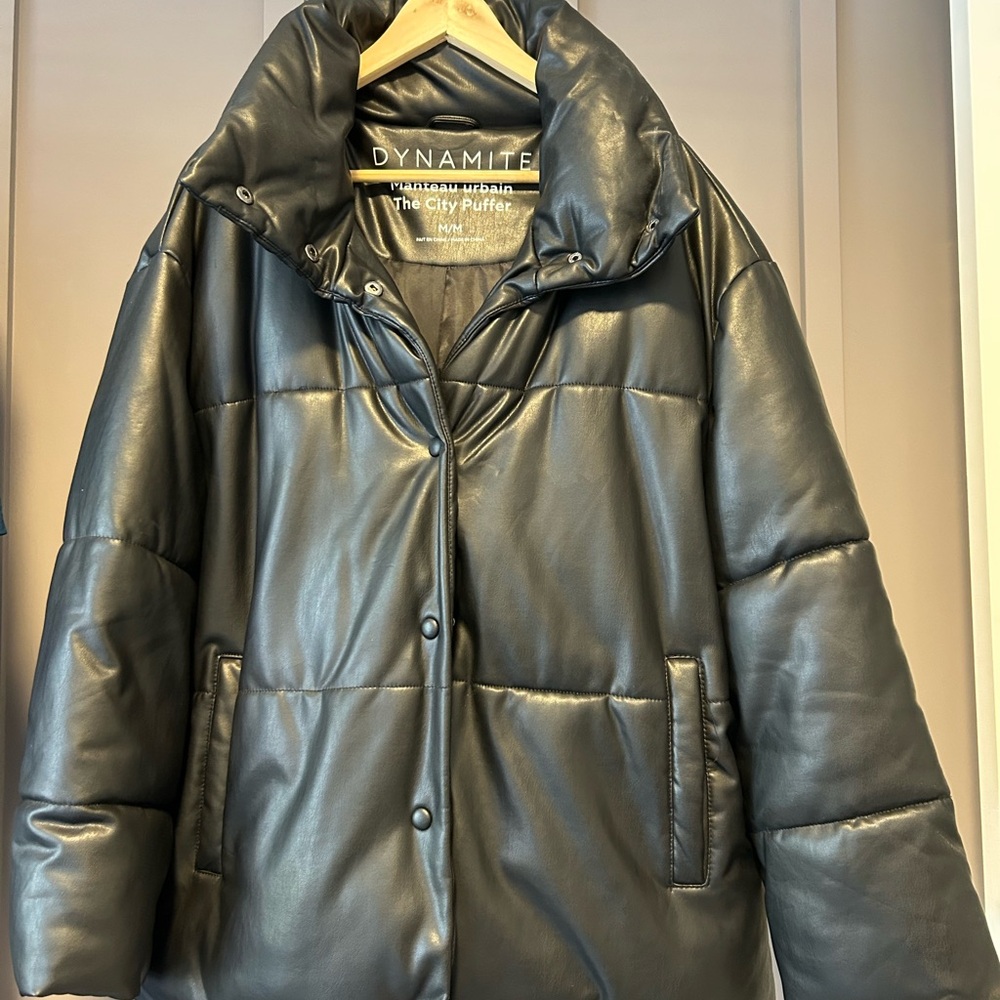 Dynamite Black Puffer Coat with Quilted Design